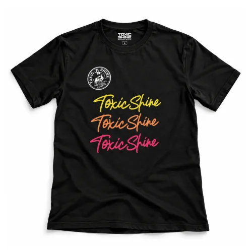 TOXIC SHINE – INDUMENTARIA – REMERA NEGRA C/ESTAMPA - LETRAS COLORES